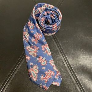 Club Room paisley red/blue men’s necktie